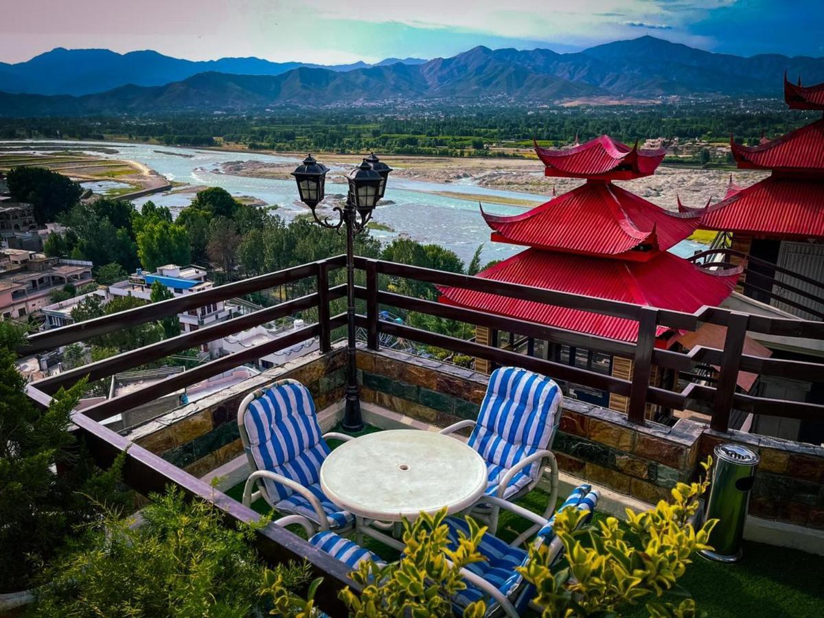 Burj Al Swat Hotel Saidu Sharif ภายนอก รูปภาพ